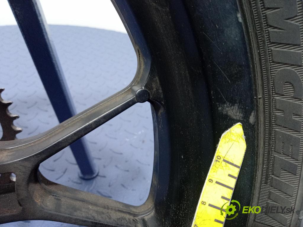 Rieju Rs2 2007 Ráfky Hlinikové: Pneumatiky