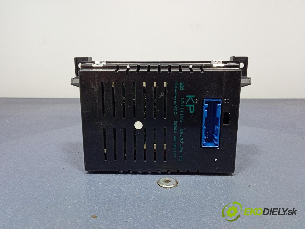 Opel Astra 2004 Radio I Navigácia: 13154304