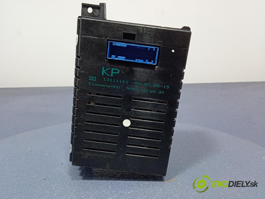 Opel Astra 2004 Radio I Navigácia: 13154304