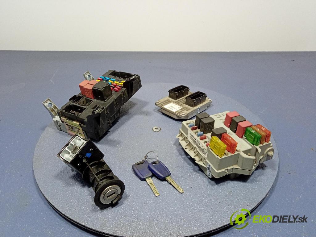 Fiat Albea 2006 riadiaca jednotka Motor: 51779527