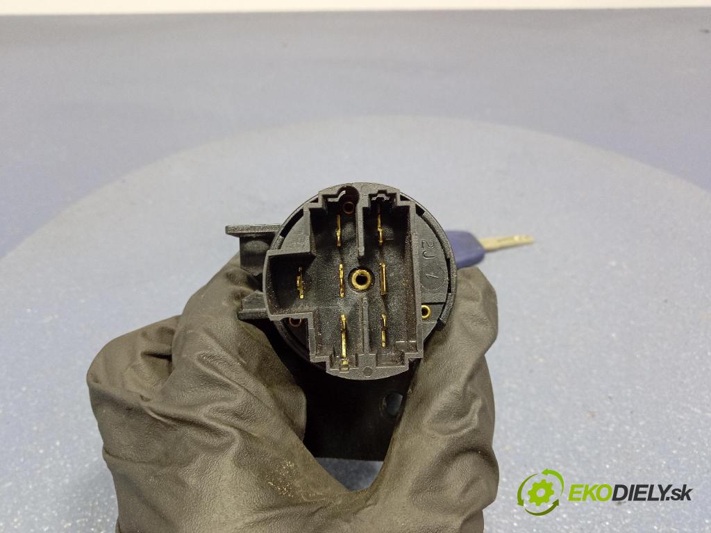 Fiat Albea 2006 riadiaca jednotka Motor: 51779527