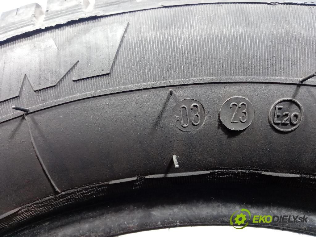 Suzuki Sx4 2009 pneumatiky: Víceúrovňové 5903824522923