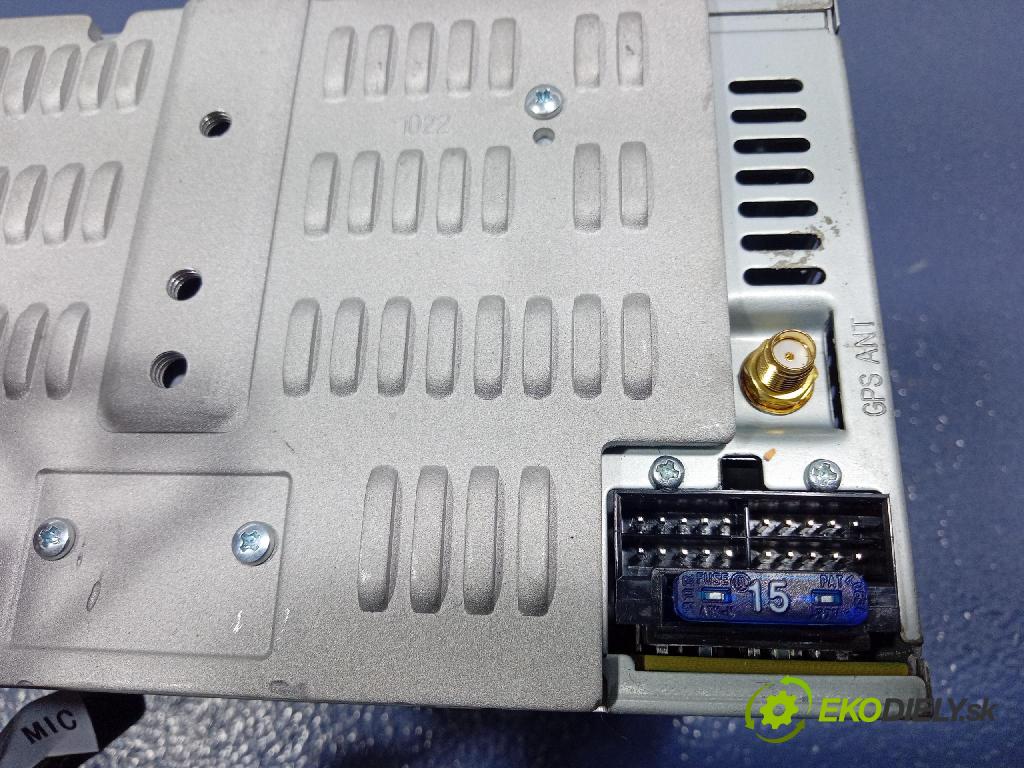 Ford Focus 2006 Radio I Navigácia: BT2D7013B