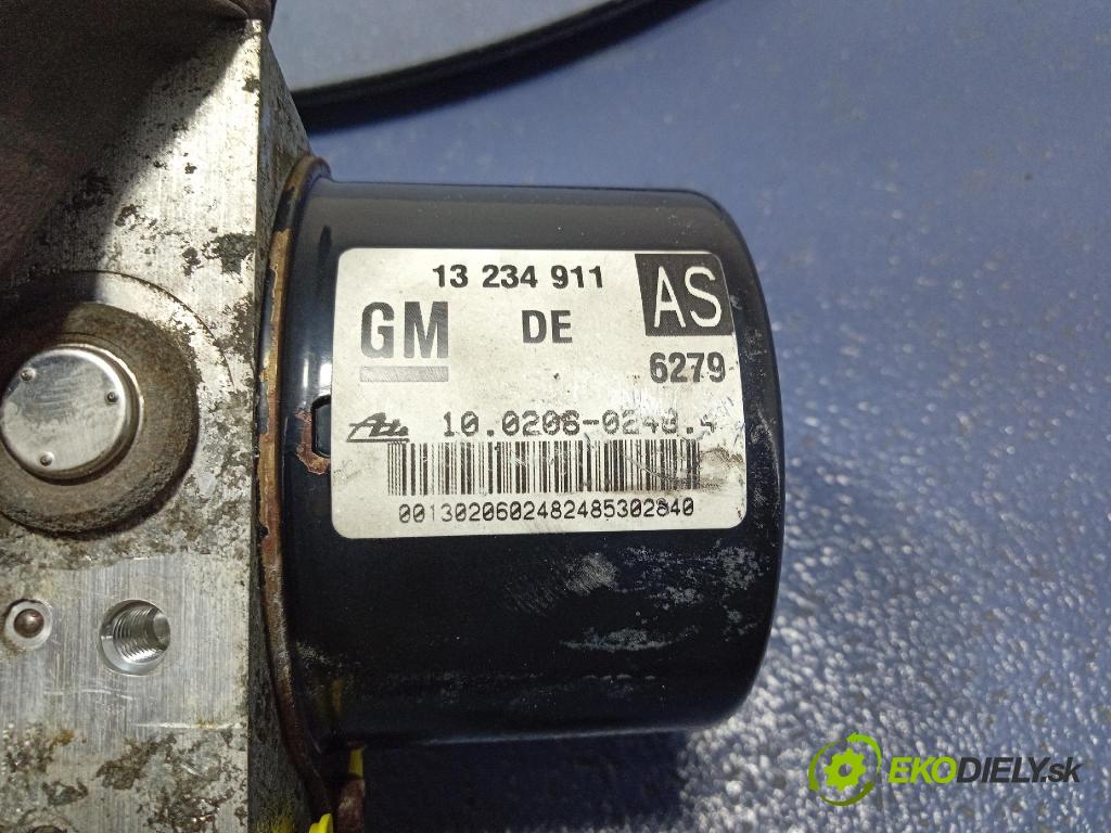 Opel Zafira 2005 čerpadlo ABS x 13234911
