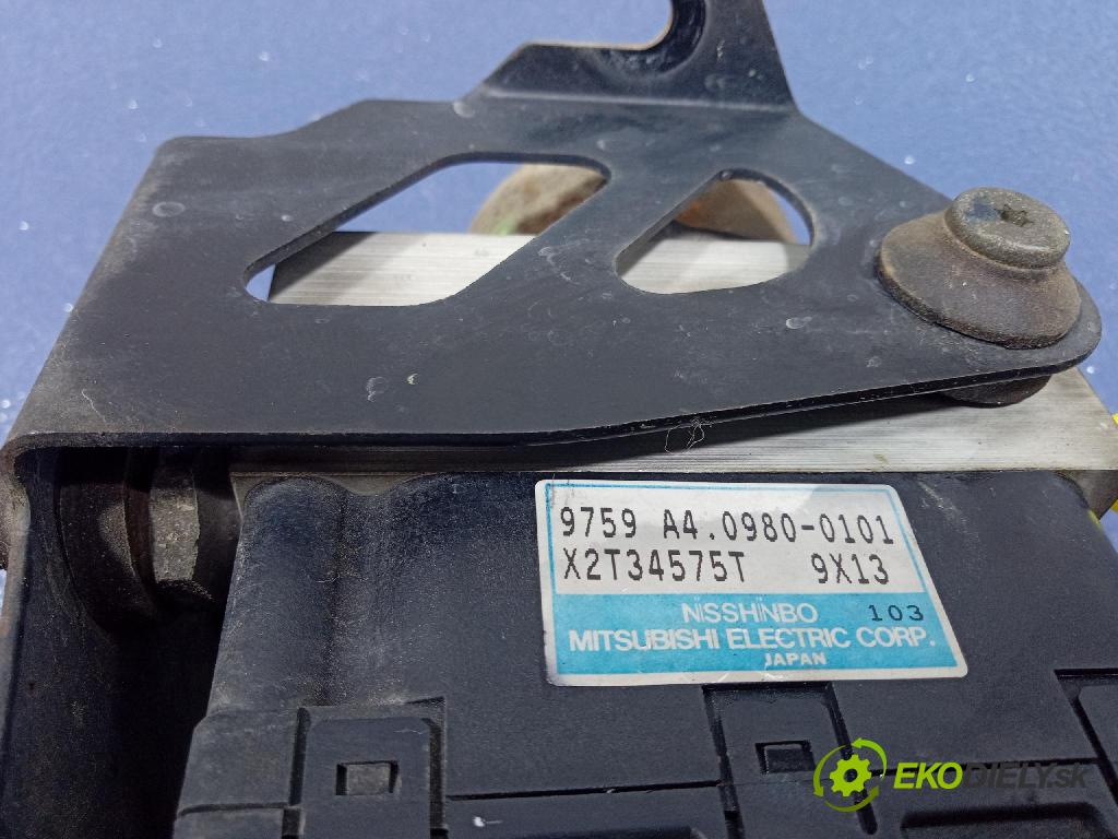 Honda Fr-v 1999 čerpadlo ABS x AC0511-92381