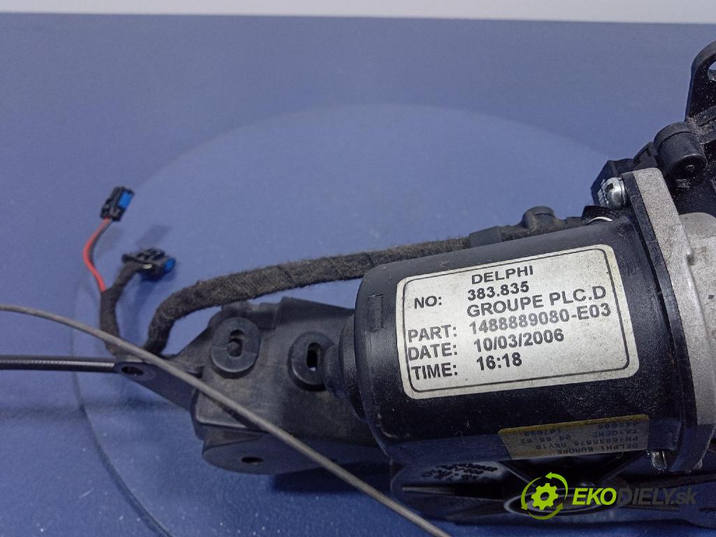 Peugeot 807 2007 zámek dveře Zad: v pravo: 16835852