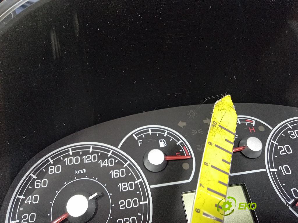 Fiat Grande punto 2008 prístrojovka/ budíky 51803089