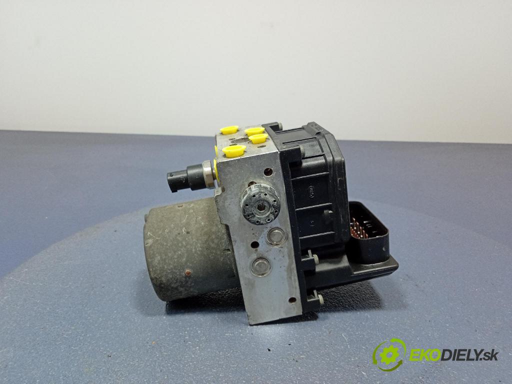 Audi A4 2004 čerpadlo ABS x 8E0614517