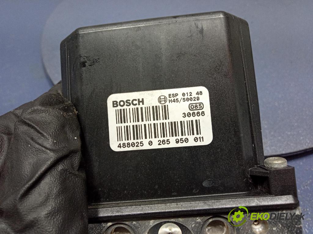 Audi A4 2004 čerpadlo ABS x 8E0614517