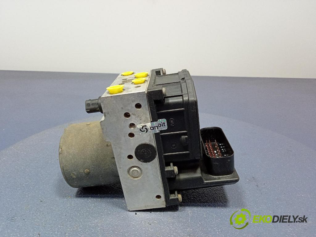 Bmw Seria 5 2001 čerpadlo ABS x 6757593