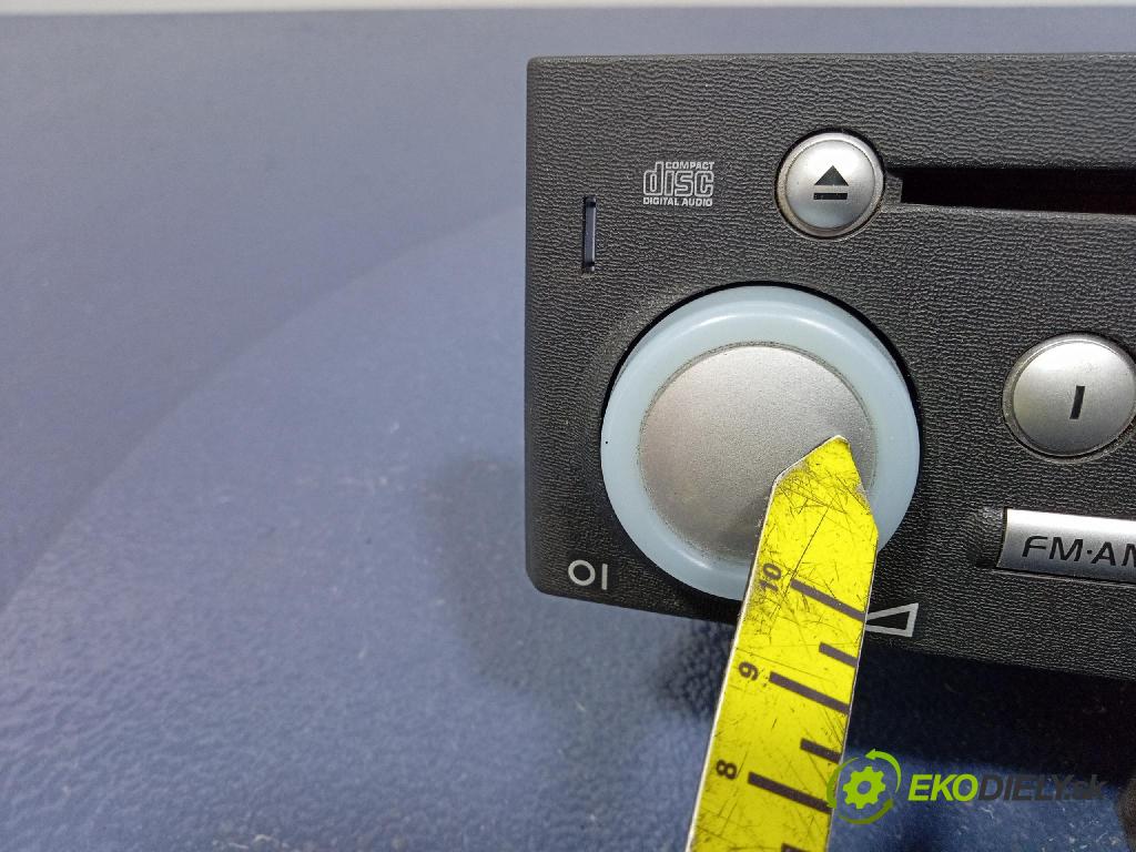 Mitsubishi Colt 2004 Radio I Navigace: MR587702HA