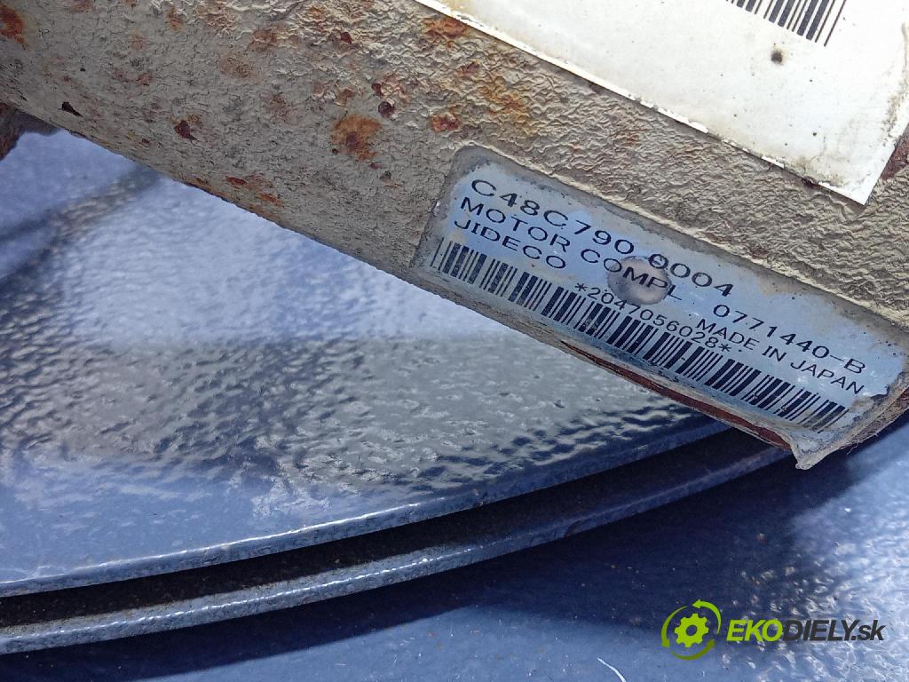 Mitsubishi Colt 2004 řízení volantu MR594094
