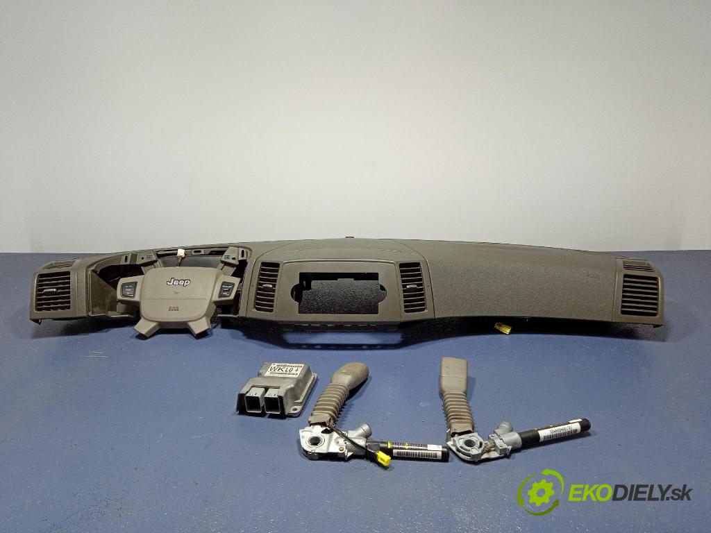 Jeep Grand cherokee 2005 kokpit,přistrojova deska D05843019HV