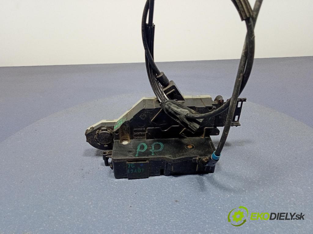 Citroen C4 picasso 2007 zámek dveře před v pravo: 24095816