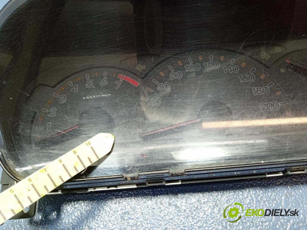 Honda Fr-v 2005 Přístrojová deska 78100-SJF-G211