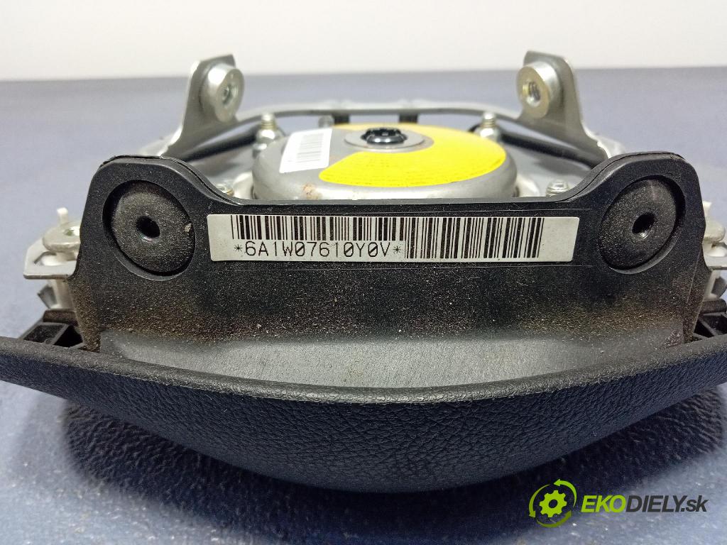 Subaru Forester 2010 Airbag: Řidiči: x