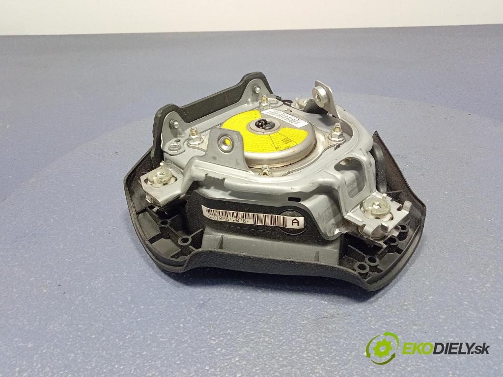 Subaru Forester 2010 Airbag: Řidiči: x