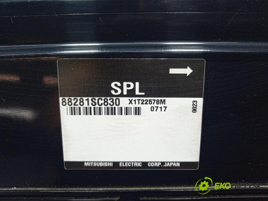 Subaru Forester 2010 řídící jednotka Komfortu 88281SC830