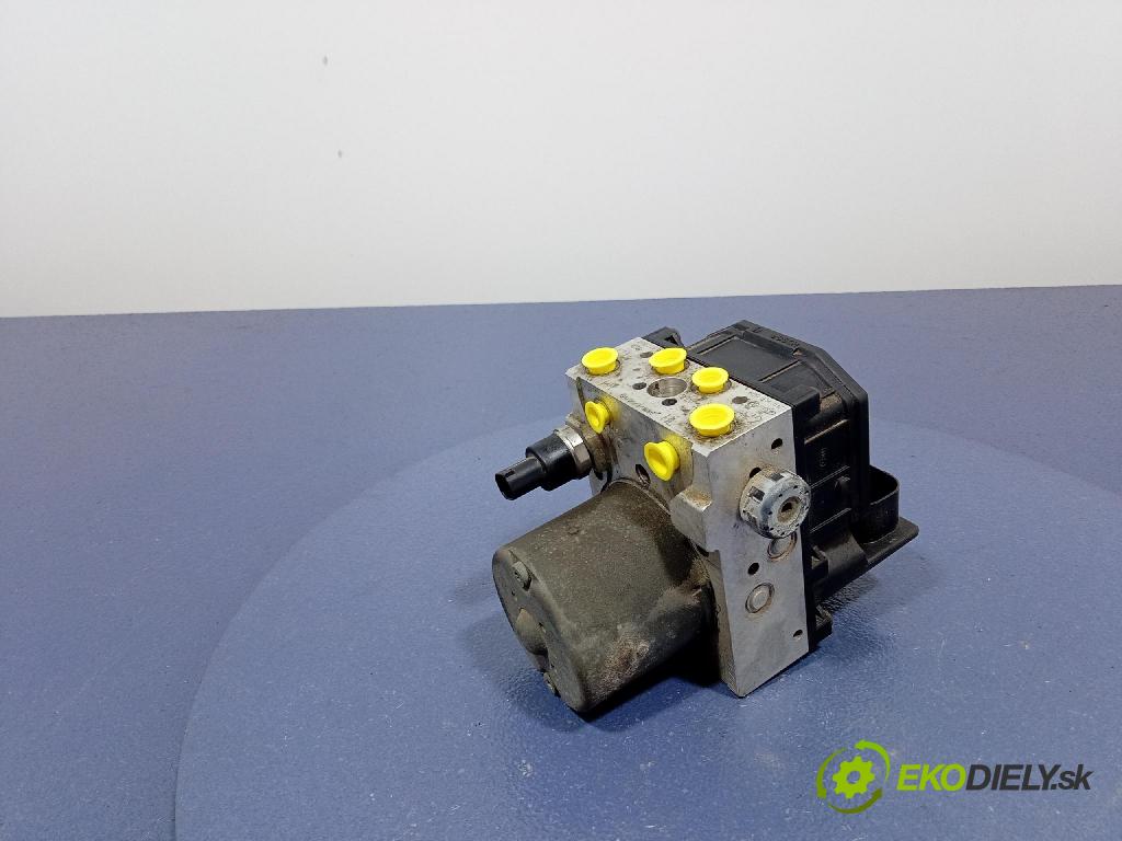 Audi A4 2001 čerpadlo ABS x 8E0614517
