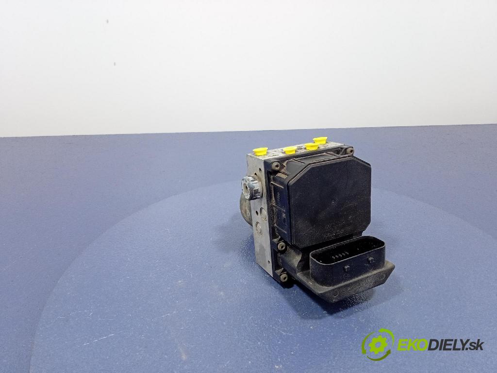 Audi A4 2001 čerpadlo ABS x 8E0614517