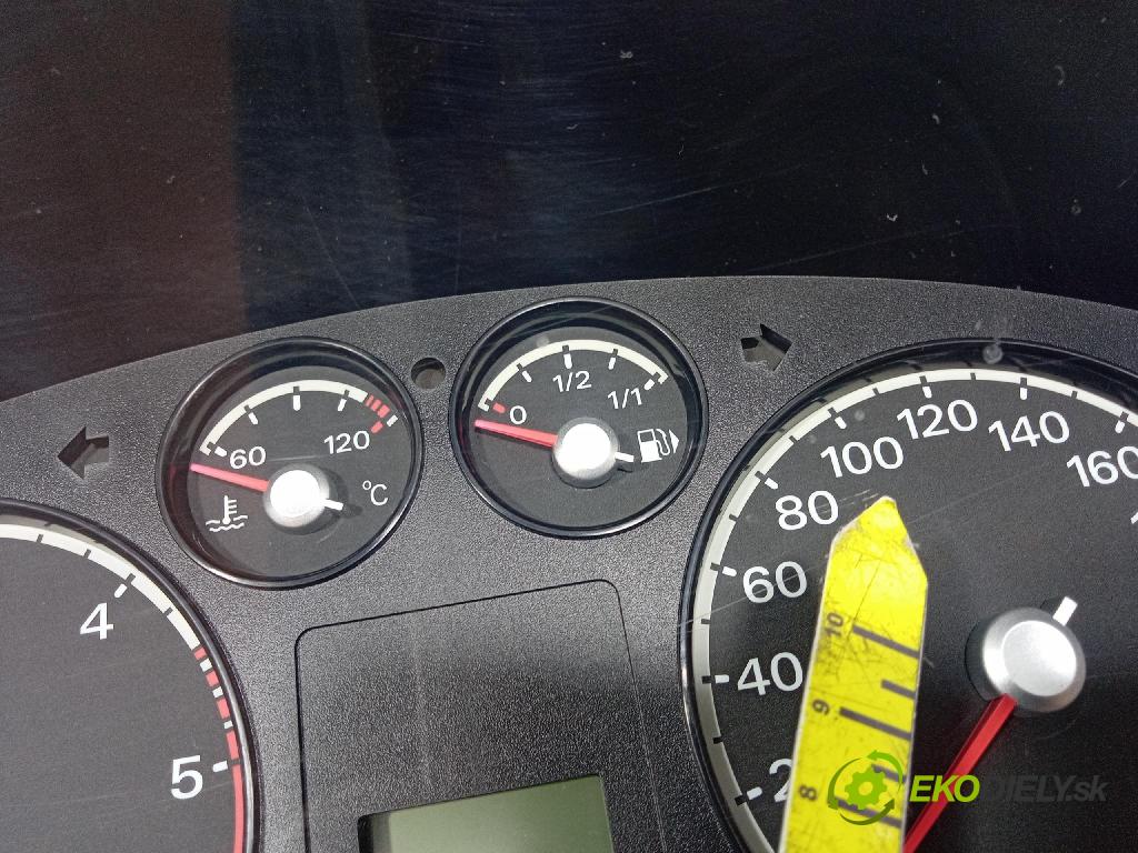 Ford Focus 2005 Přístrojová deska 4M5T-10849-CK