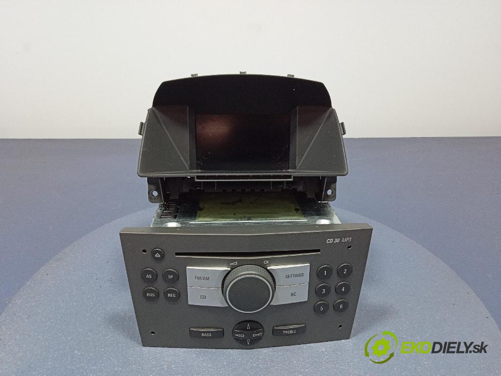 Opel Zafira 2006 Radio I Navigácia: