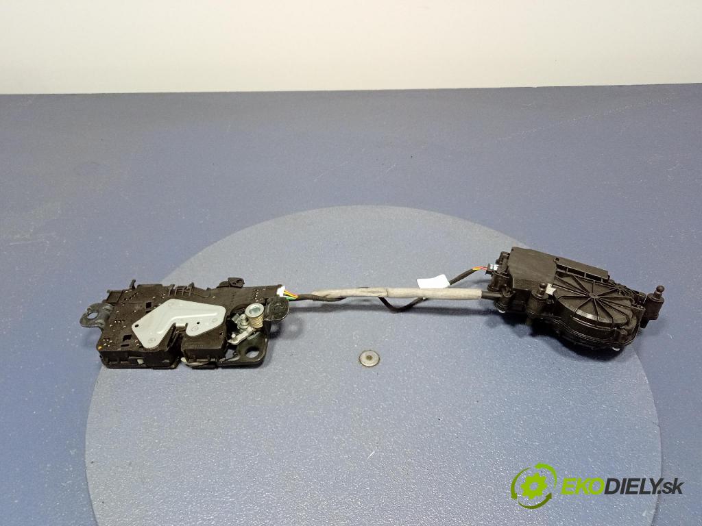 Bmw X7 xdrive40i 2021 zámek Klapky: kufr 7357112 7441630