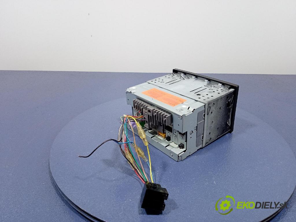 Audi A3 2003 Radio I Navigácia: AVH-X8500BT