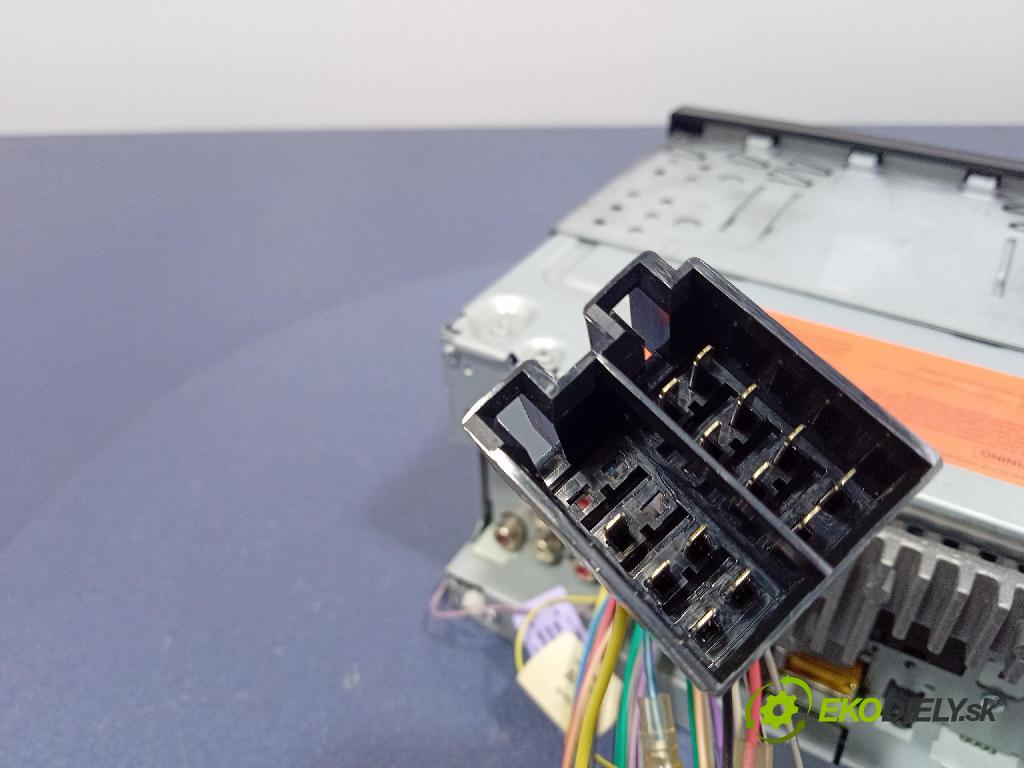 Audi A3 2003 Radio I Navigácia: AVH-X8500BT
