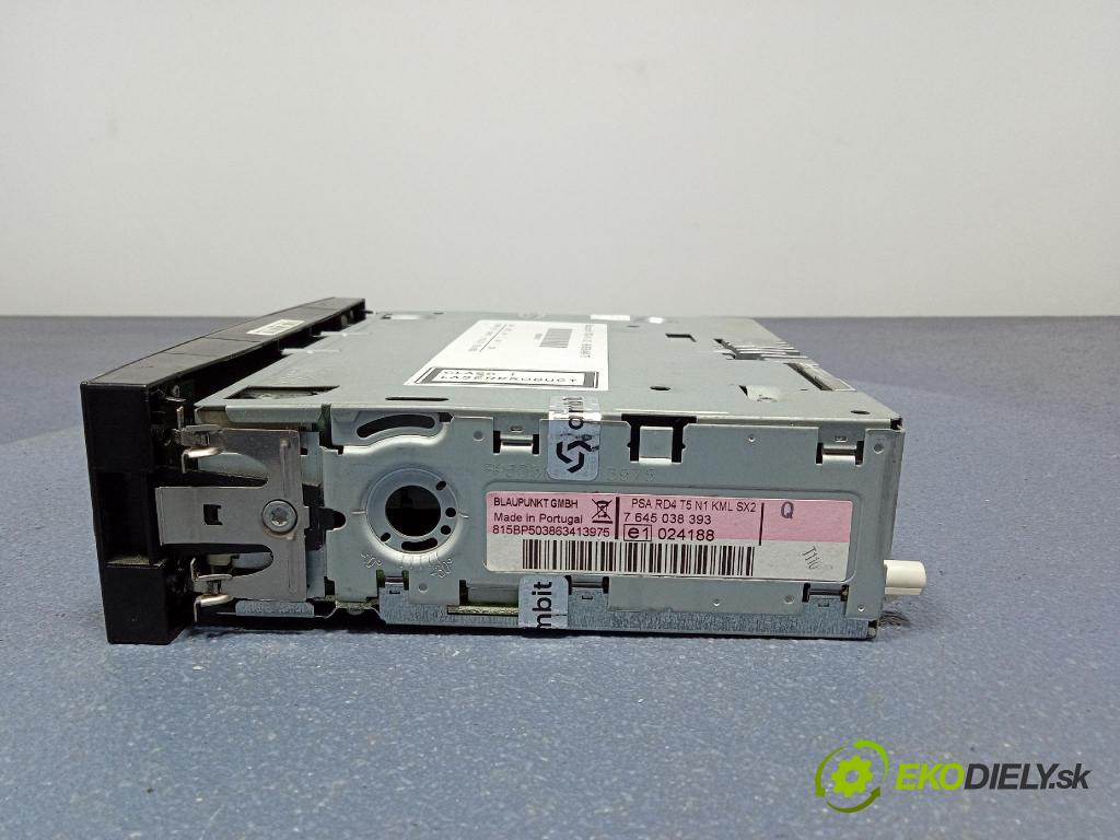 Peugeot 307 2006 Radio I Navigácia: 9660646477
