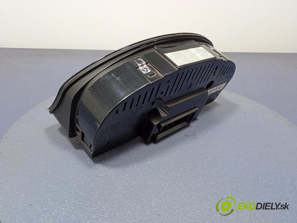 Vw Jetta 2006 Přístrojová deska 1K0920862J