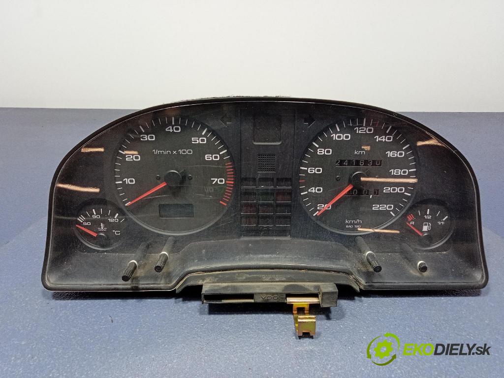 Audi 80 1994 Přístrojová deska 8A0919033