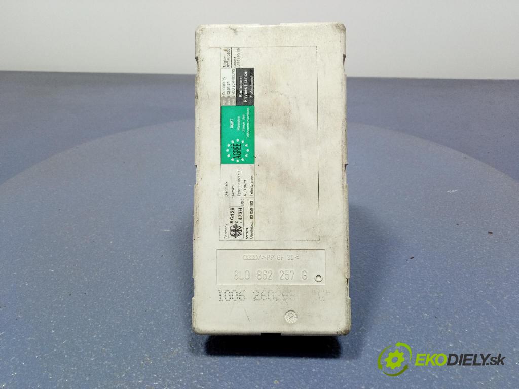 Audi A6 1997 pompa Centrálny: Zámok: 8L0862257G