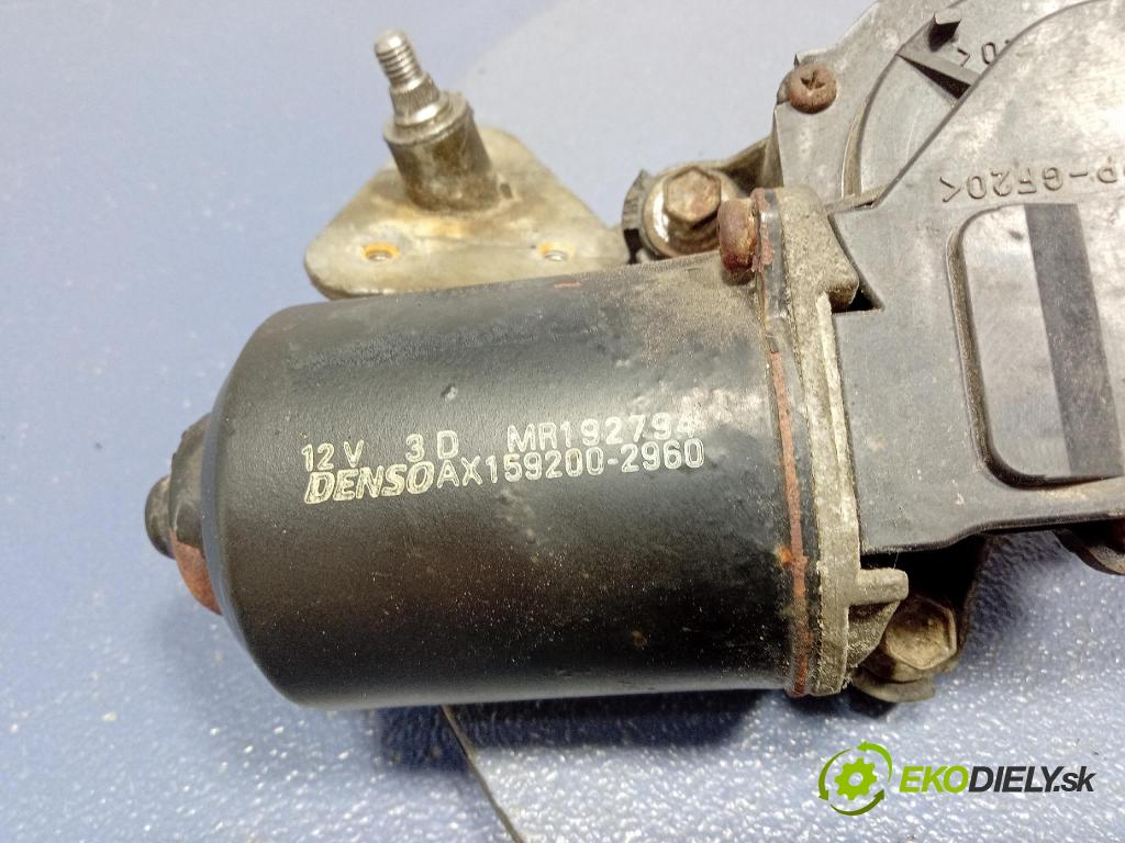 Mitsubishi Galant 2002 mechanismus motorek Stěrače: před MR192794