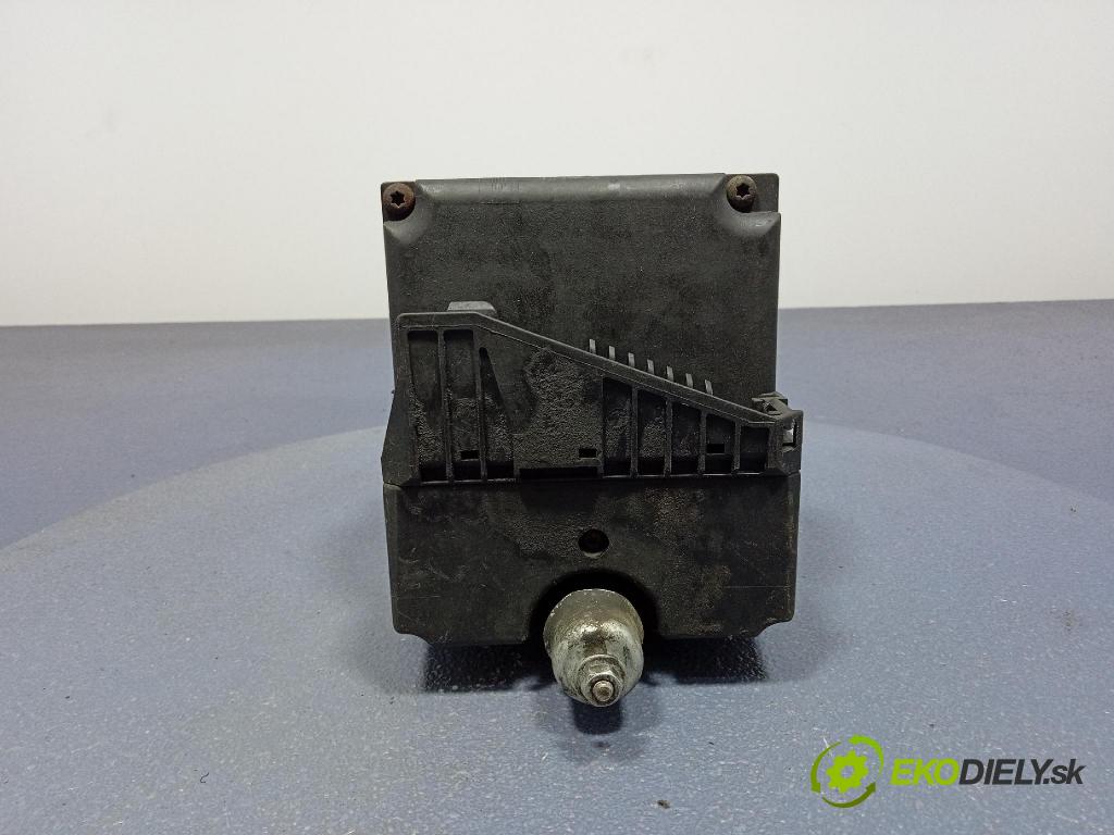 Audi A6 1997 čerpadlo ABS x 8D0614111B