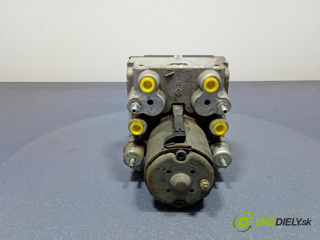 Audi A6 1997 čerpadlo ABS x 8D0614111B