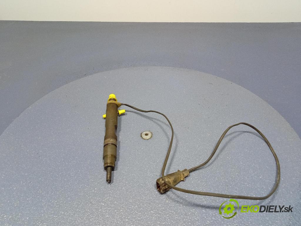 Audi A6 1997 vstrek 046130202F