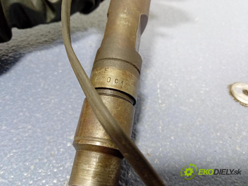 Audi A6 1997 vstrek 046130202F