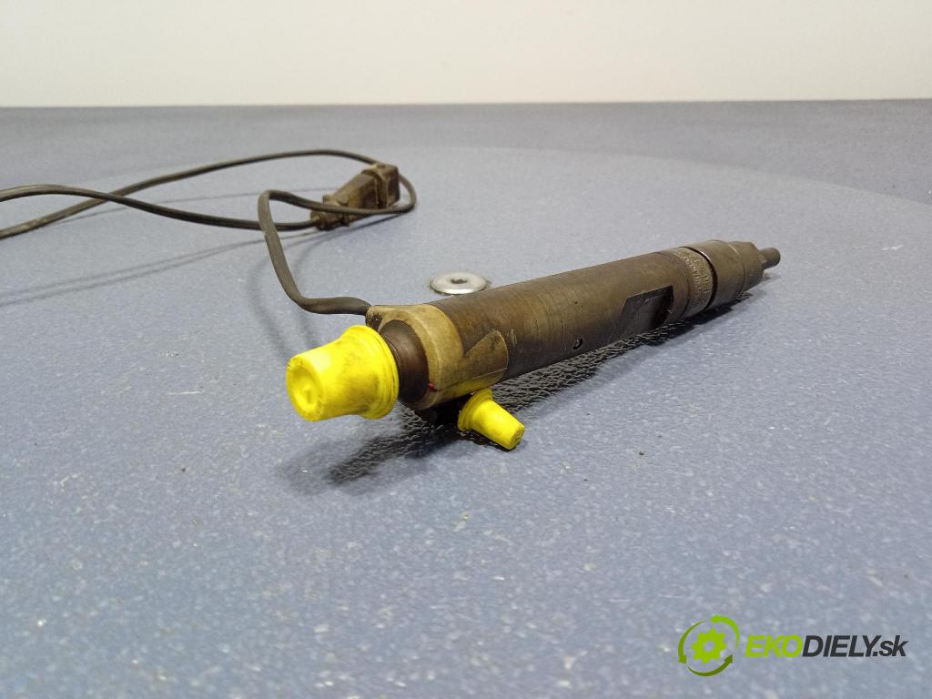 Audi A6 1997 vstrek 046130202F