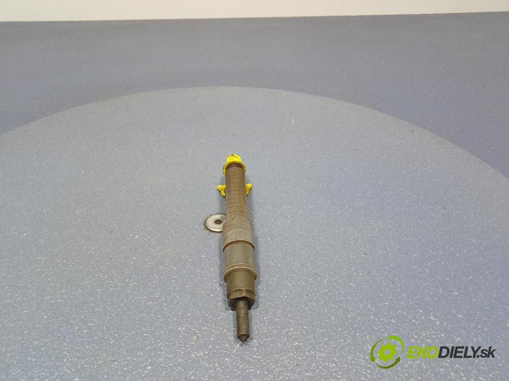 Audi A6 1997 vstrek 046130201F