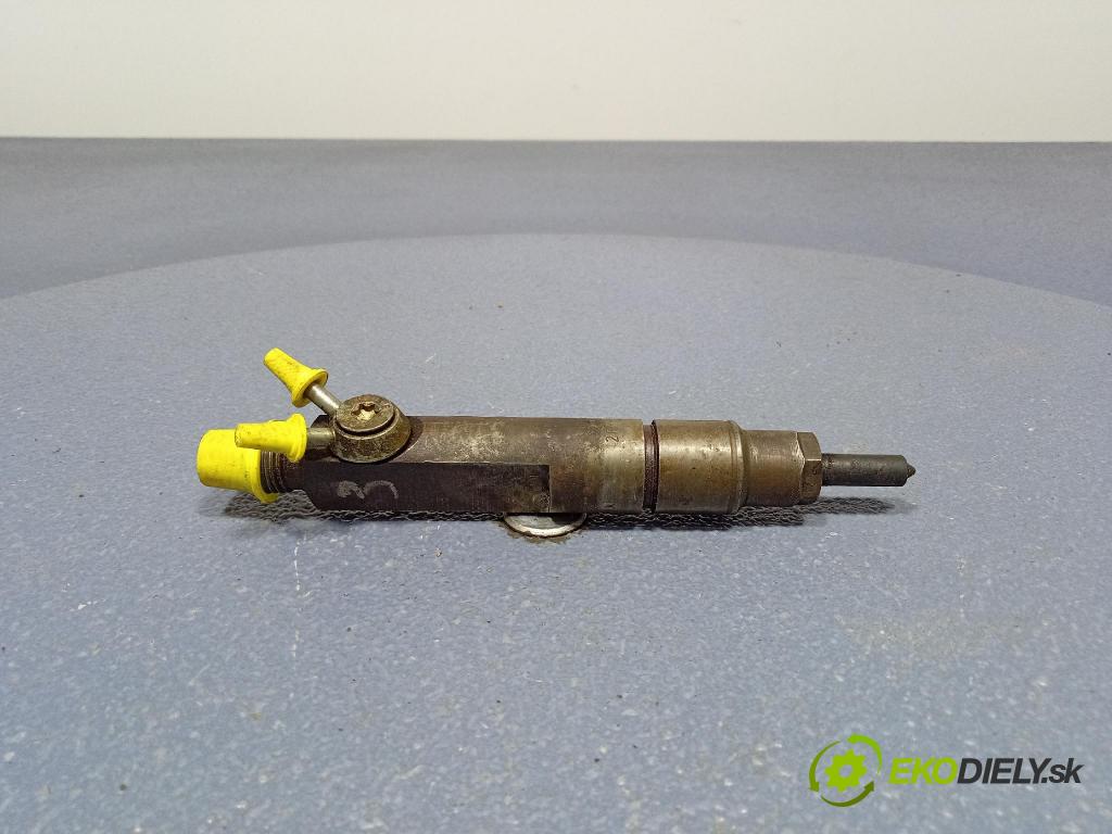 Audi A6 1997 vstrek 046130201F