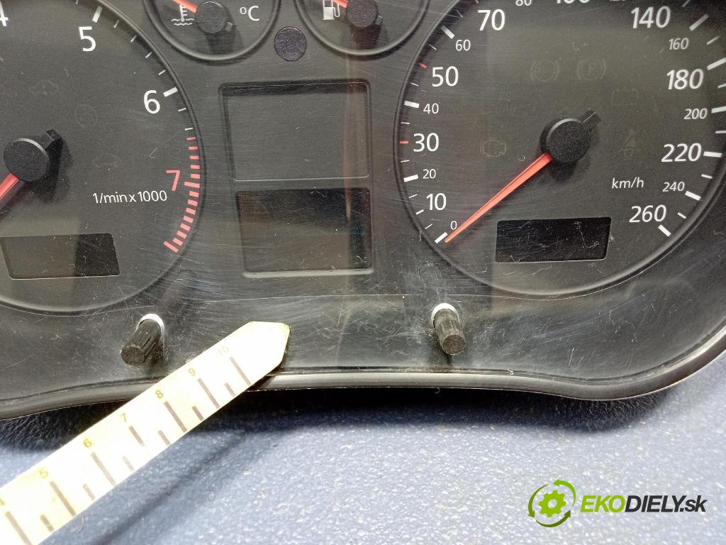 Audi A3 2001 Přístrojová deska 8L0920900L