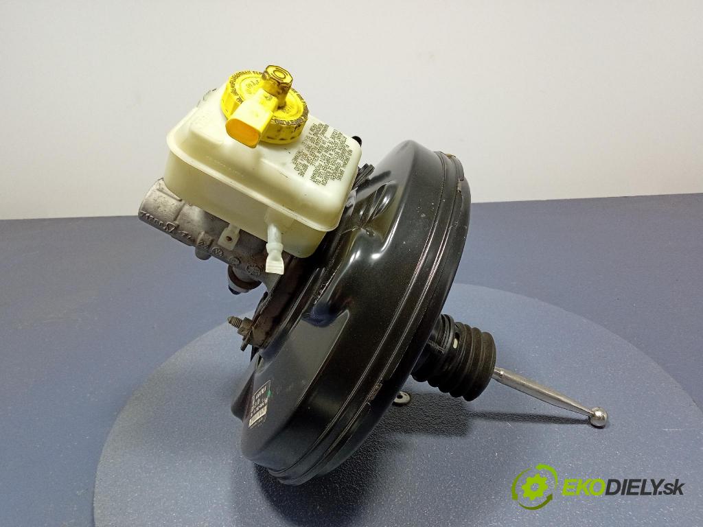 Audi A3 2001 servo Brzdní: 1J1614105R