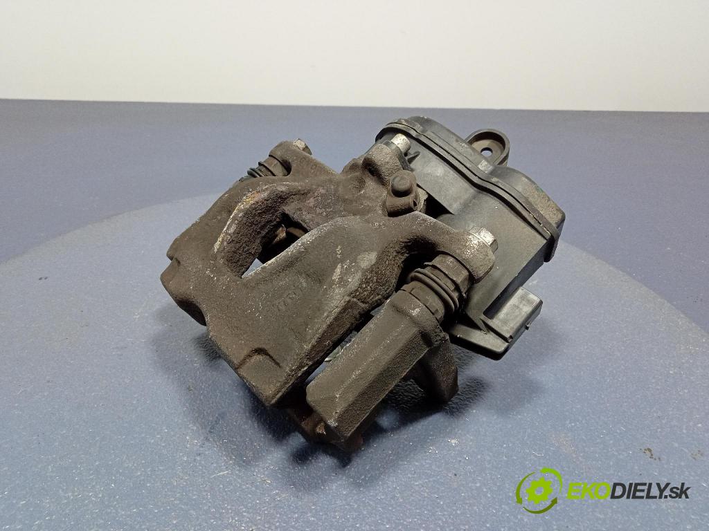 Audi A4 2016 brzdič brzdový zad Vľavo: 8W0615405AA