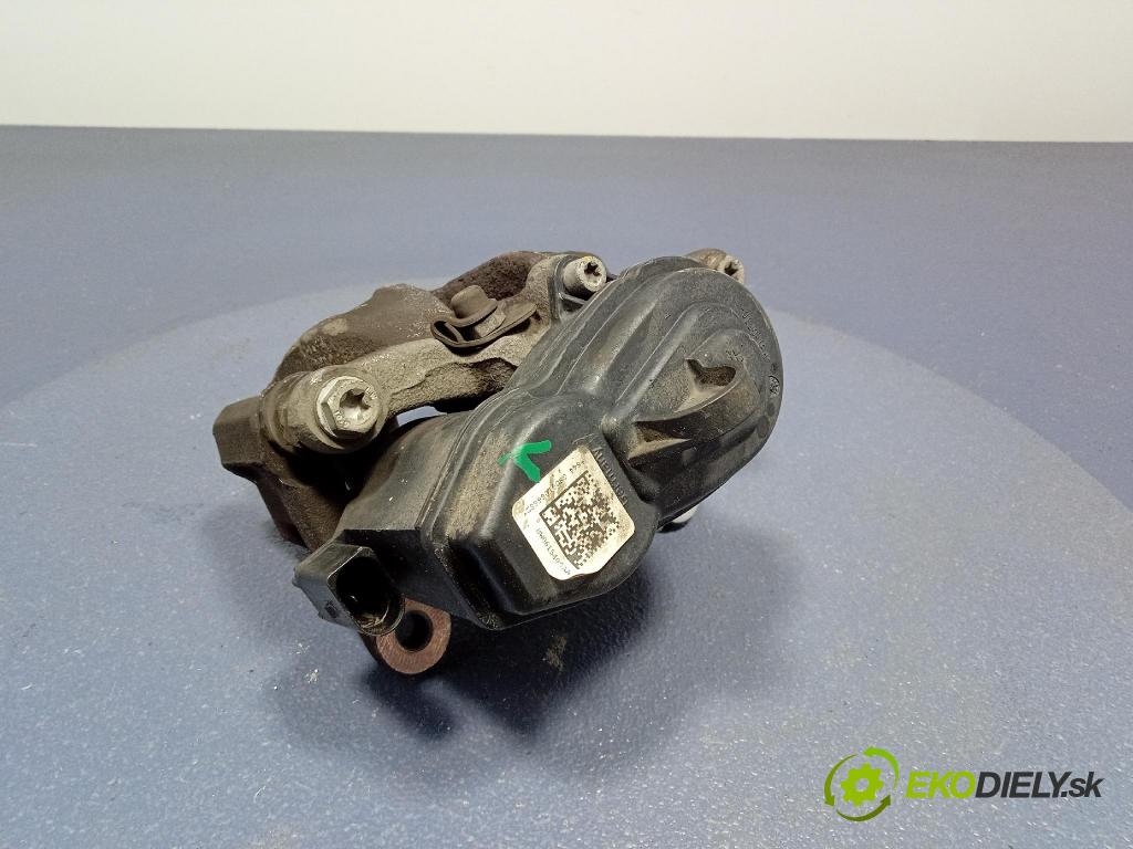 Audi A4 2016 brzdič brzdový zad Vľavo: 8W0615405AA