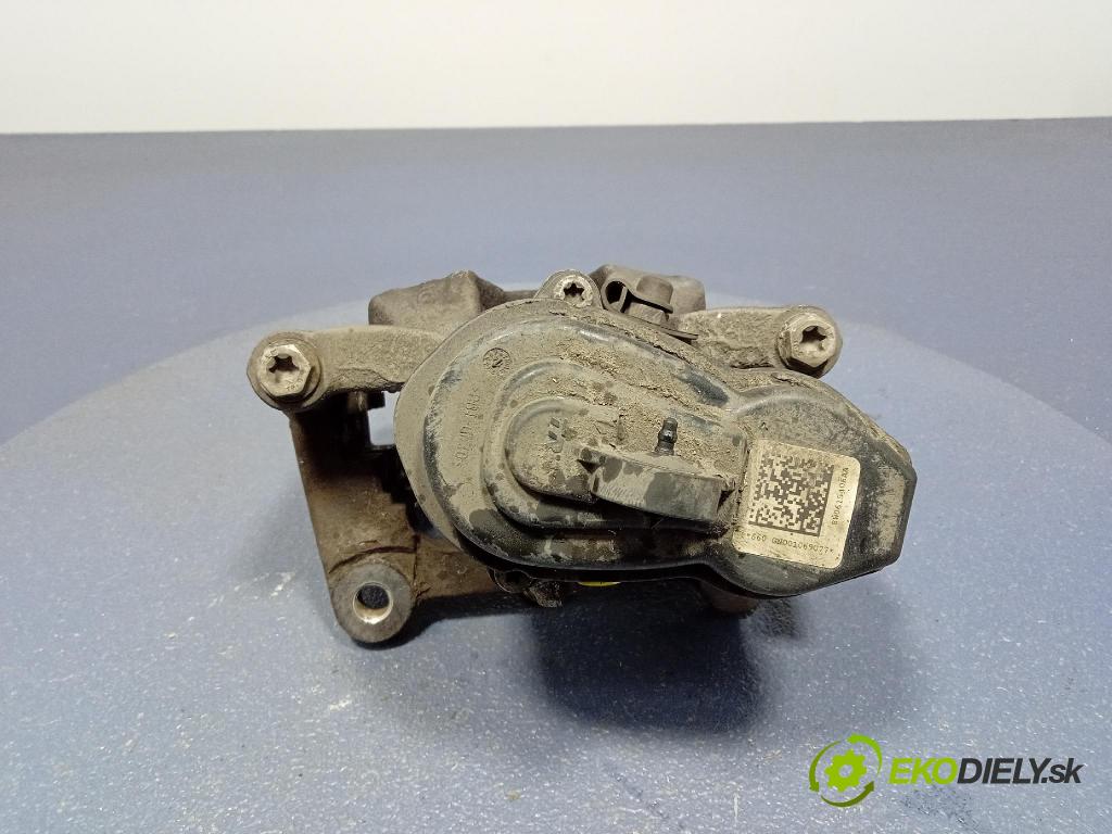 Audi A4 2016 brzdič brzdový zad v pravo: 8W0615406AA