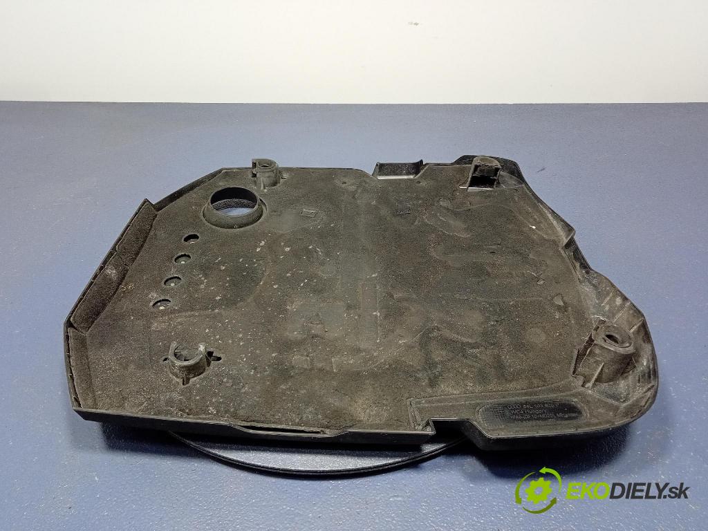 Audi A4 2016 kryt Motor: 04L103925P