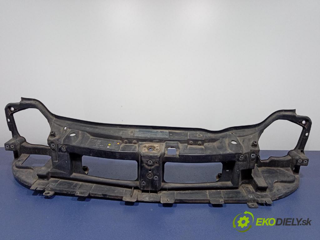 Renault Trafic 2010 výztuha Čelní / stěna Přední 8200411923