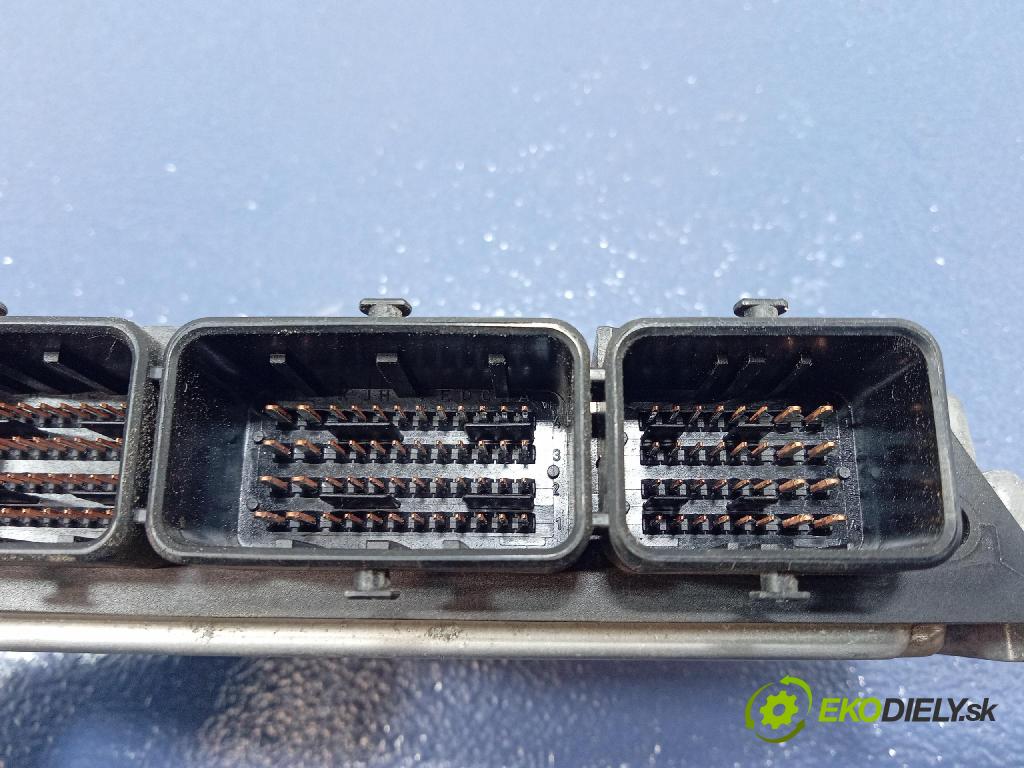 Renault Trafic 2010 riadiaca jednotka Motor: 8200635663
