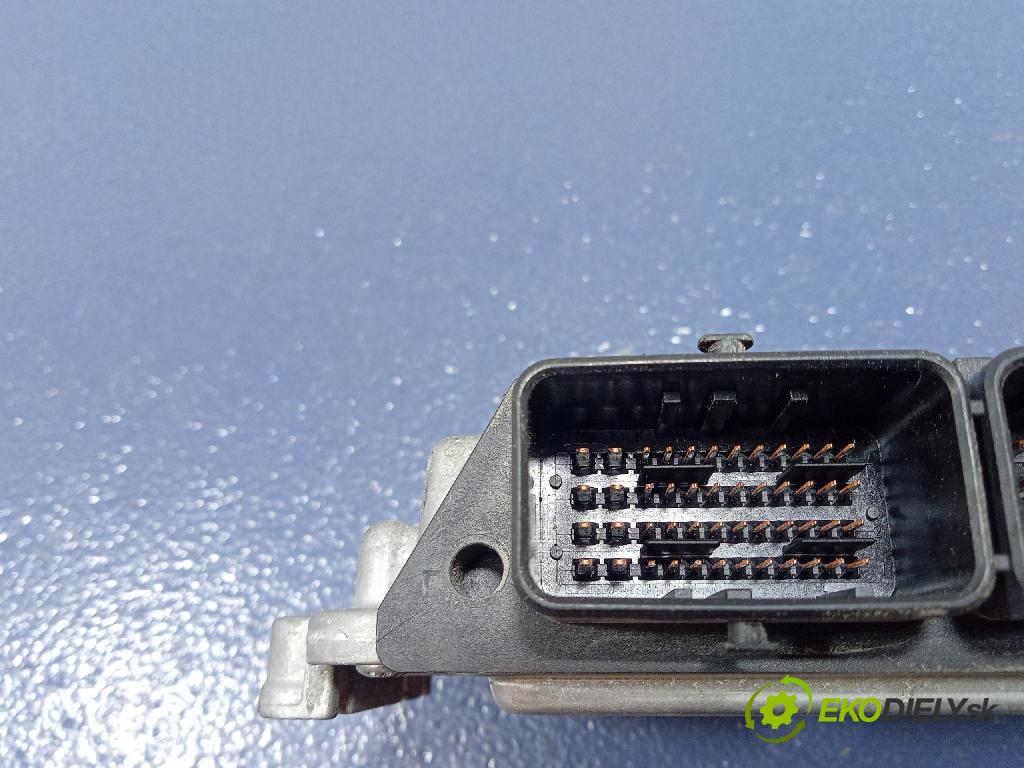 Renault Trafic 2010 riadiaca jednotka Motor: 8200635663